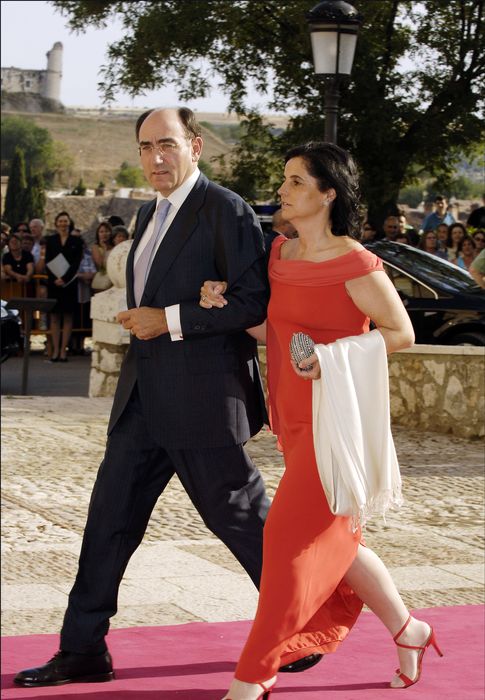 Foto: El presidente de Iberdrola, José Ignacio Sánchez Galán, junto a su mujer en una imagen de archivo (Gtres)