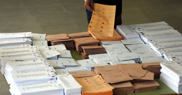 Foto: Papeletas para votar en las eleccciones de junio de 2016. (EFE)
