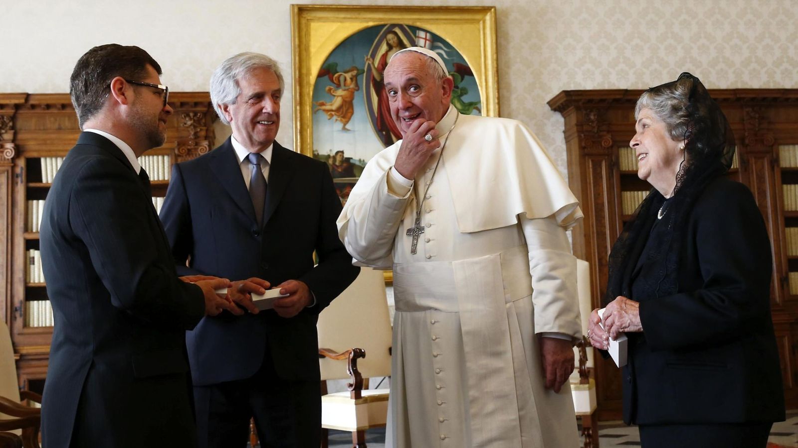 Foto: El papa Francisco recibe en audiencia al presidente de Uruguay. (EFE)