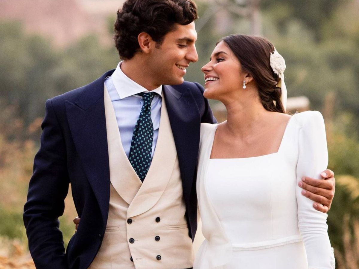 Foto: El matrimonio influencer formado por Tomás Páramo y María García de Jaime. (Instagram/ @click10fotografia)