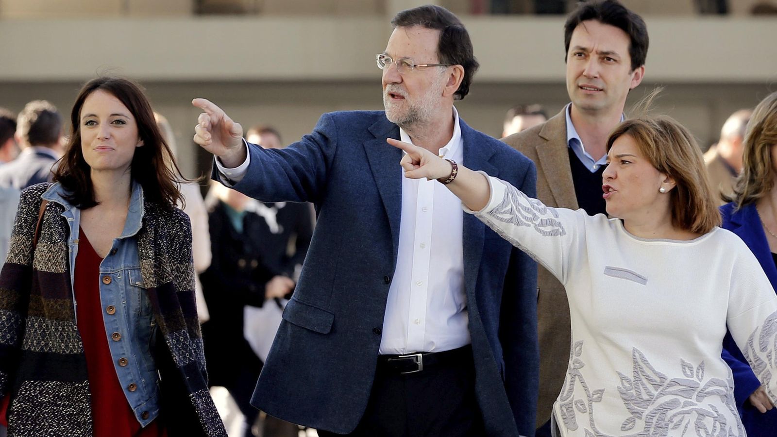 Foto: Andrea Levy, Rajoy, Vicente Betoret e Isabel Bonig. (EFE)