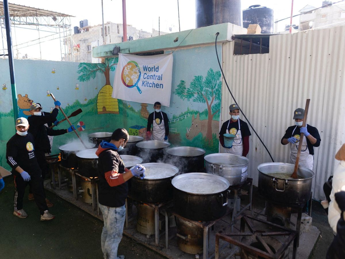 Foto: World Central Kitchen ha repartido más de 40 millones de comidas en Gaza (X/@chefjoseandres)