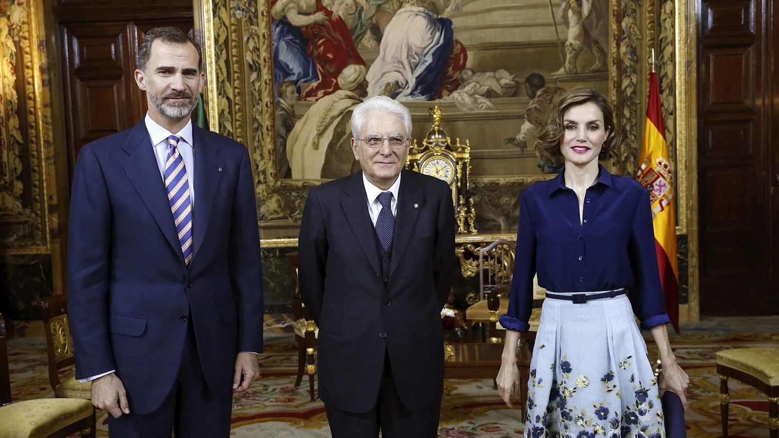 Foto: Los Reyes junto al presidente de Italia (Efe)