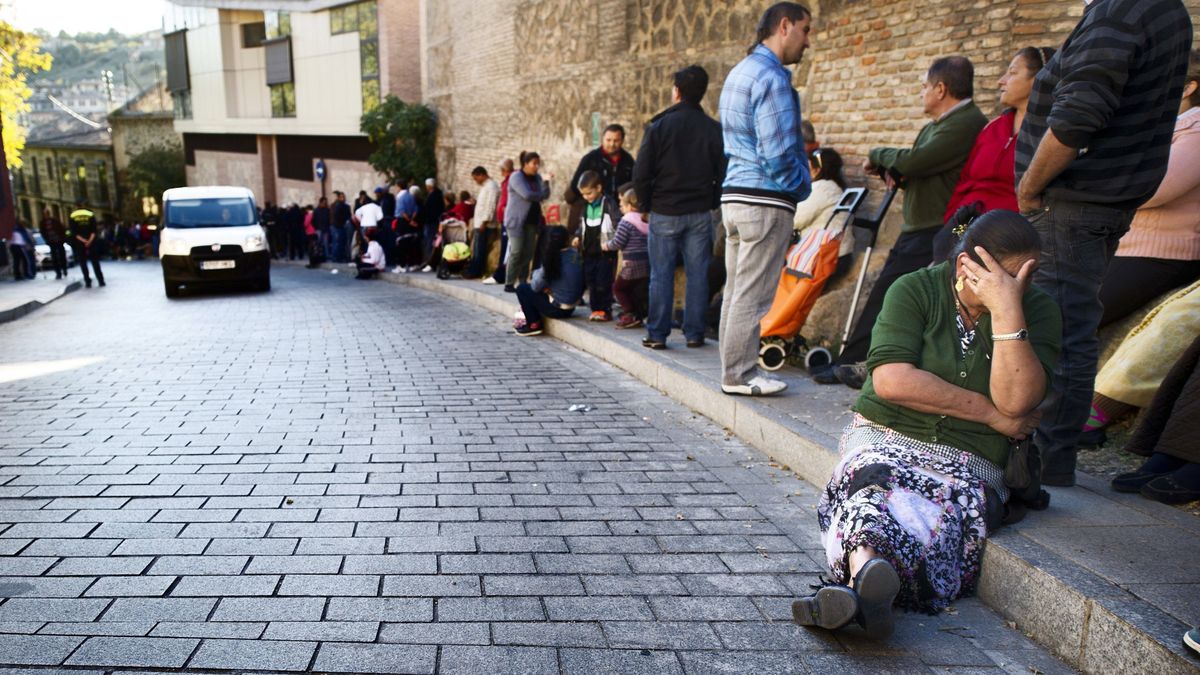 En España la pobreza no solo se hereda: el riesgo para los hijos de las clases medias