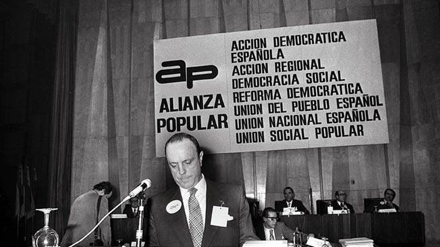 Manuel Fraga, en el primer congreso de Alianza Popular. (EFE)