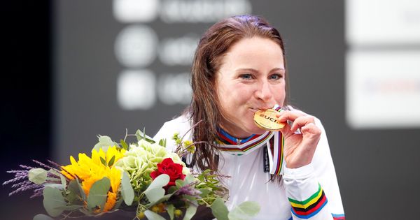 Foto: Annemiek van Vleuten, campeona del mundo y del Giro. (Reuters) 