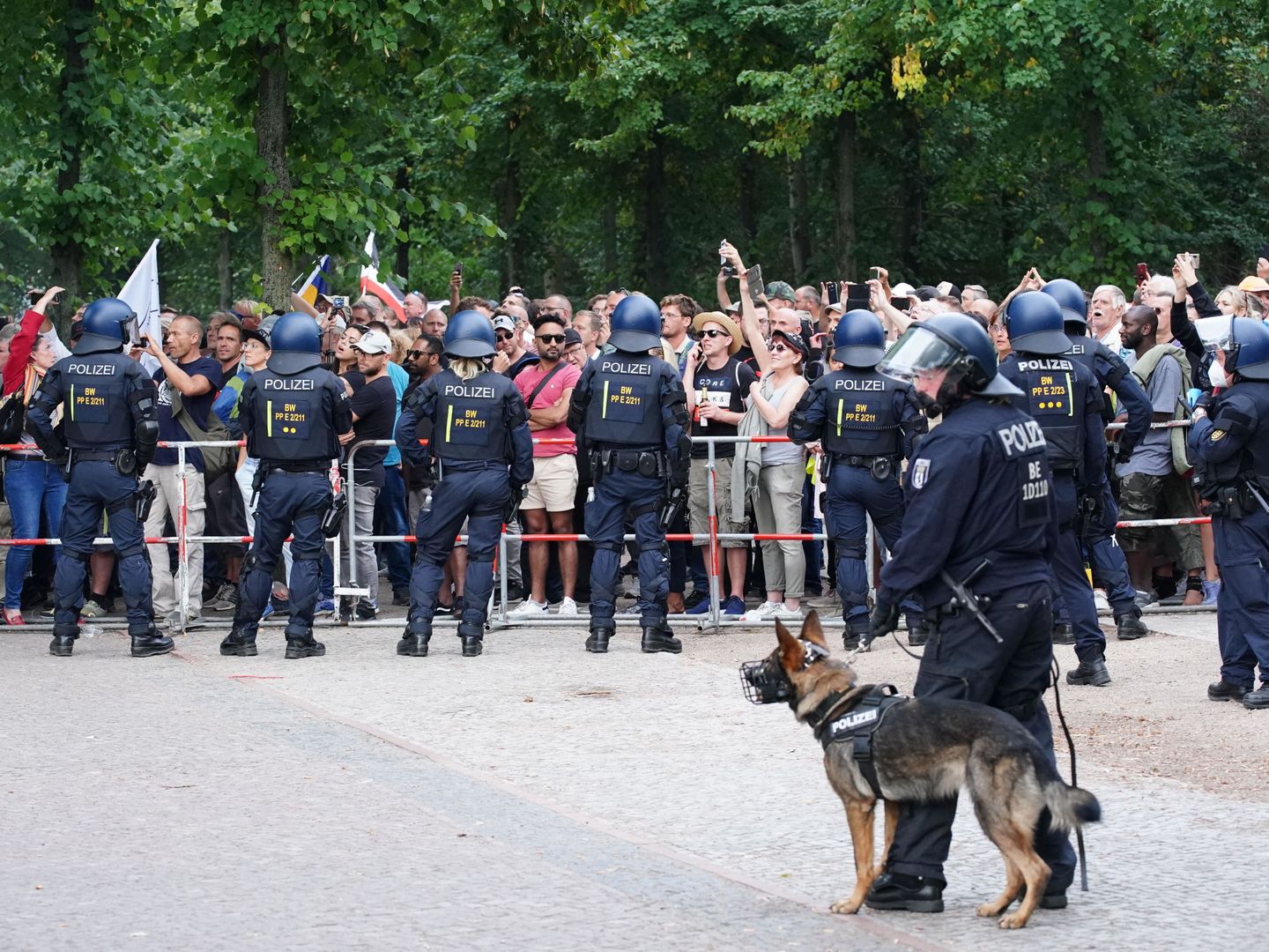 Protestas en Berlín de negacionistas del covid-19. (EFE)