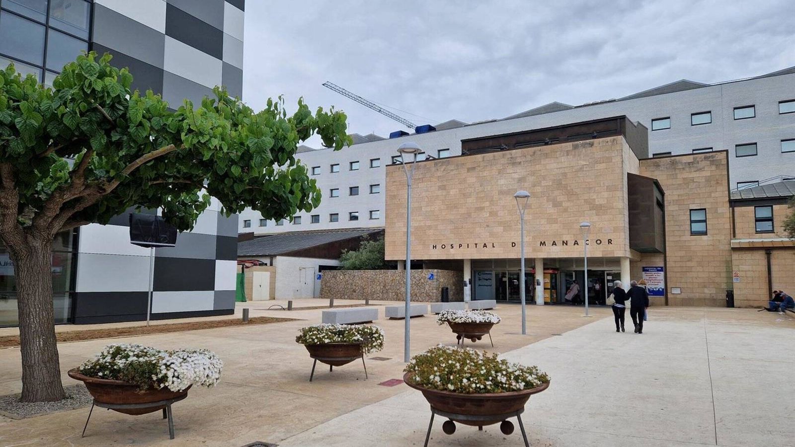 Declarado un incendio en el Hospital de Manacor (Mallorca)