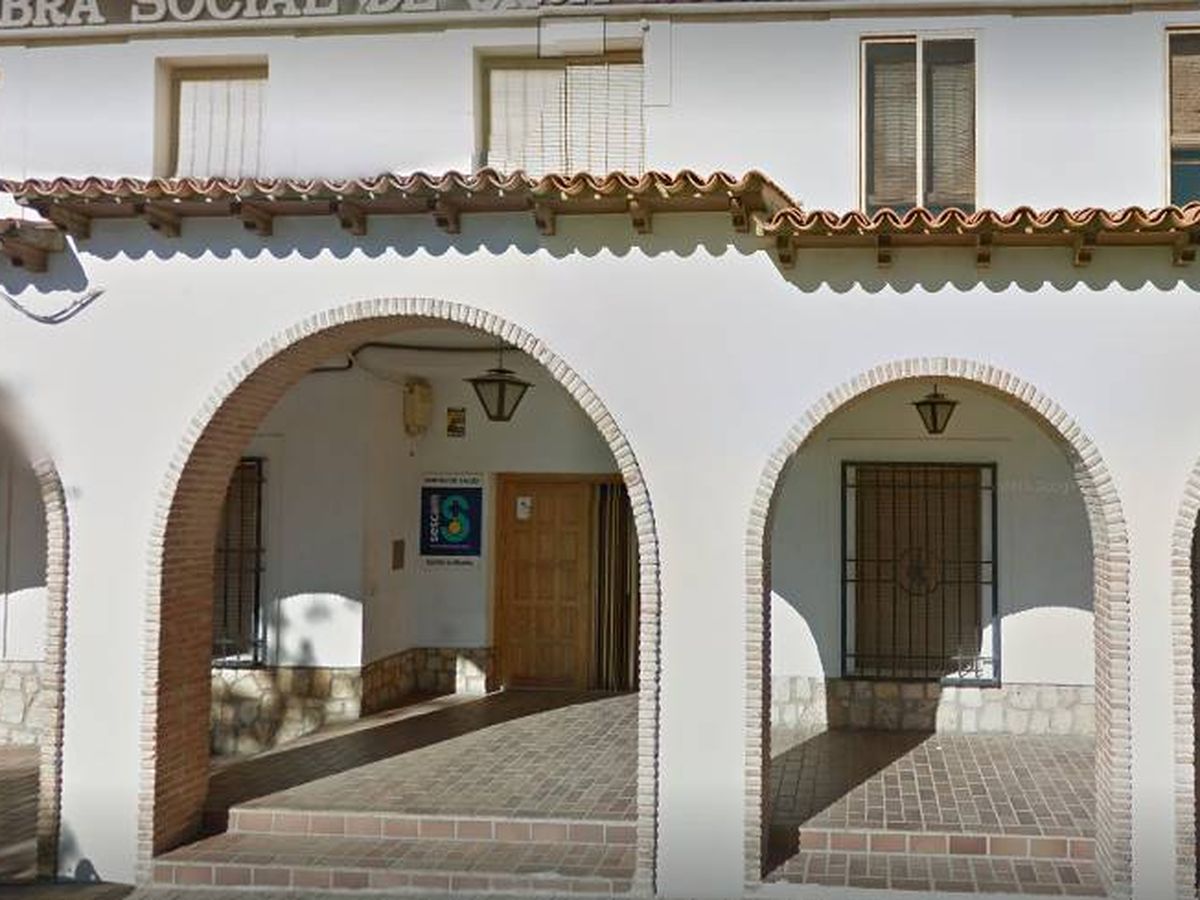 Foto: El centro de Salud de Mota del Cuervo, en Cuenca (CMMedia)