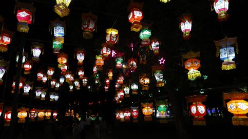 India se prepara para el Día de la República y festival de luces chinas: el día en fotos