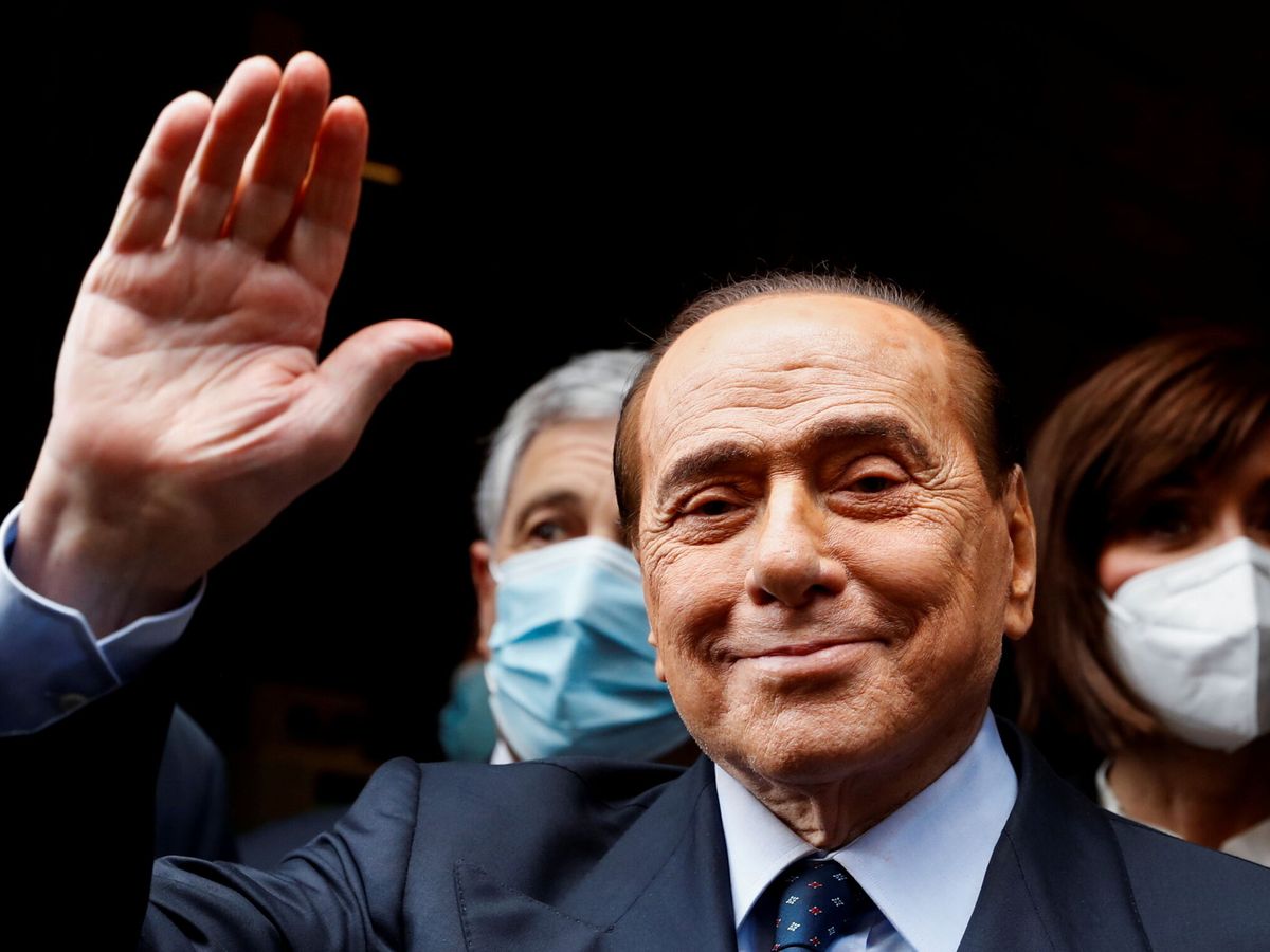 Foto: Berlusconi, durante las negociaciones para formar el gobierno de Draghi. (Reuters)
