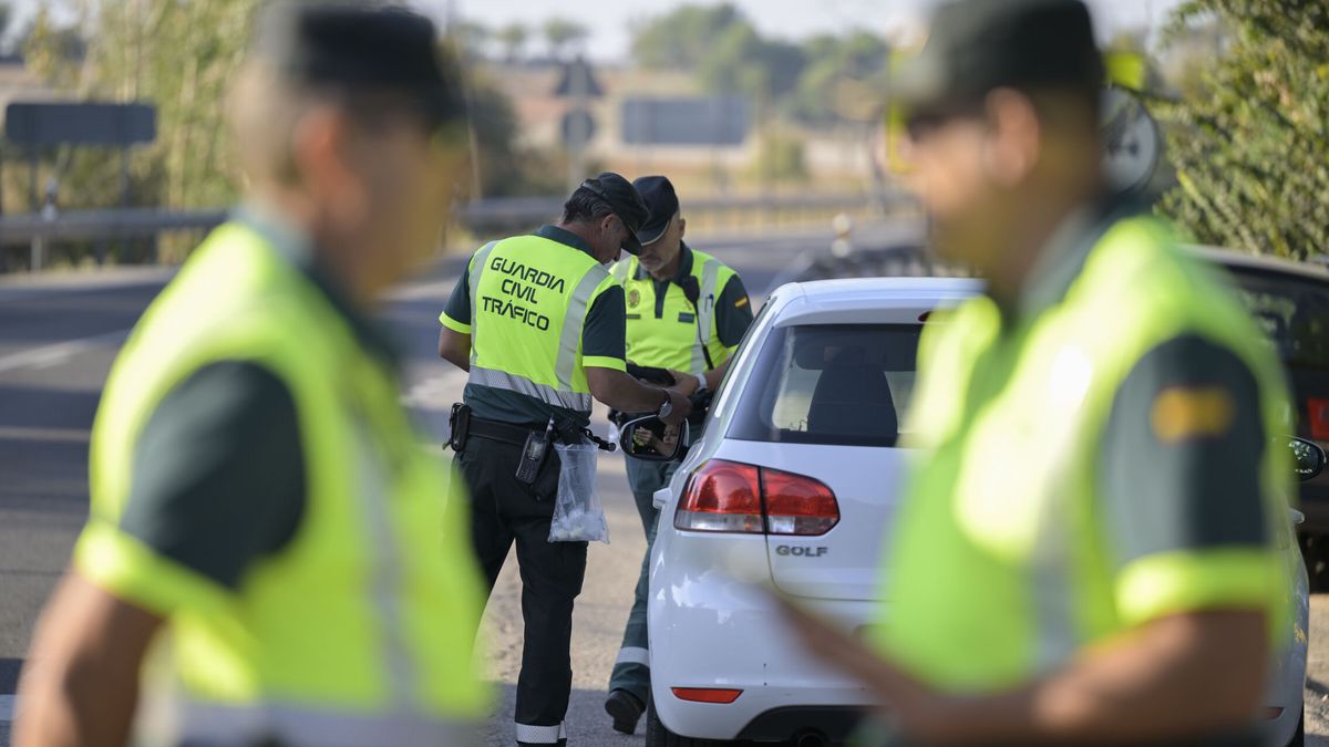 La Guardia Civil detiene a un conductor dos veces en la misma semana por positivo en cocaína, alcohol y anfetaminas