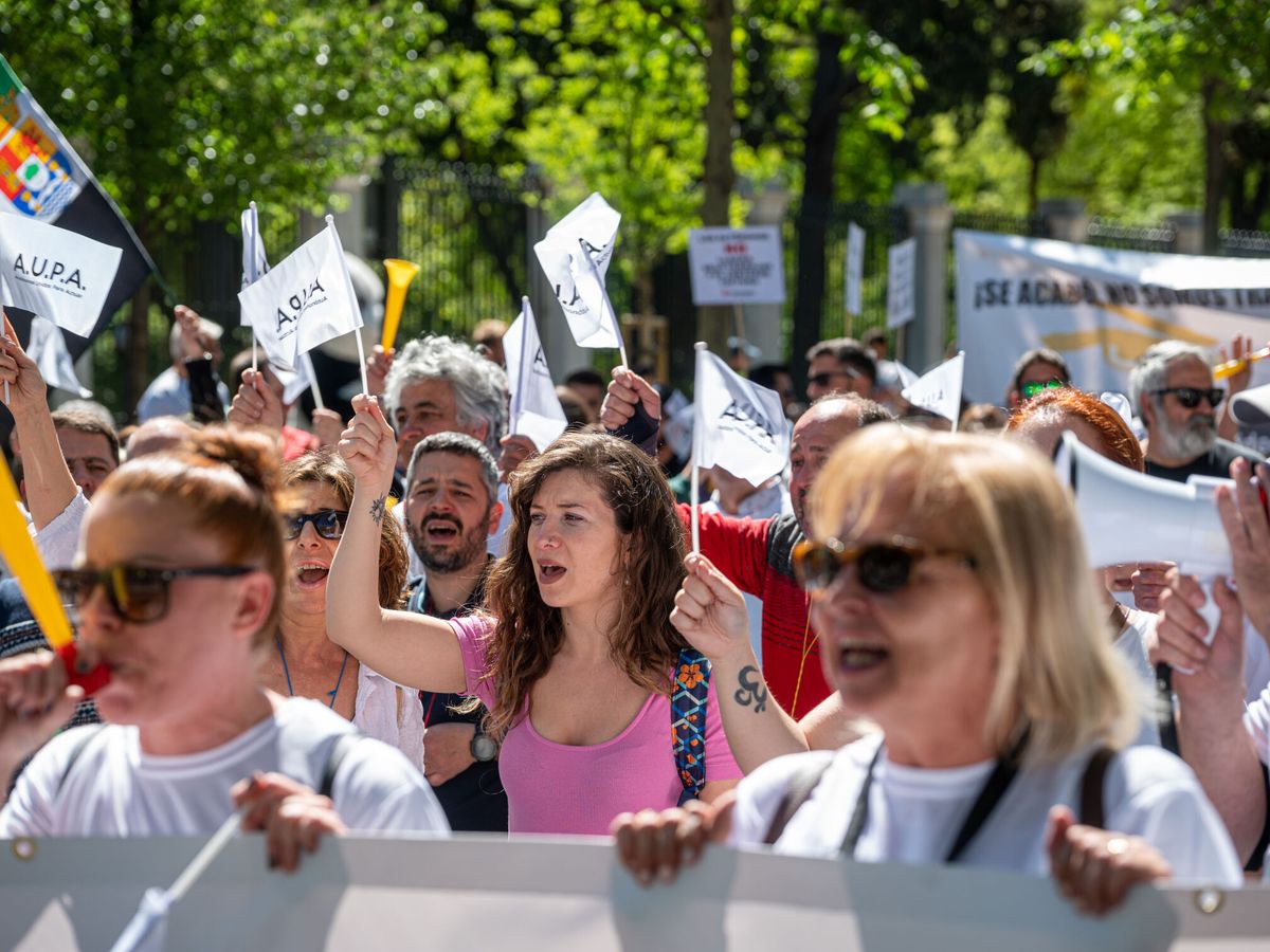 Foto: Manifestación de autónomos, pymes y micropymes en Madrid. (EFE/Fernando Villar)
