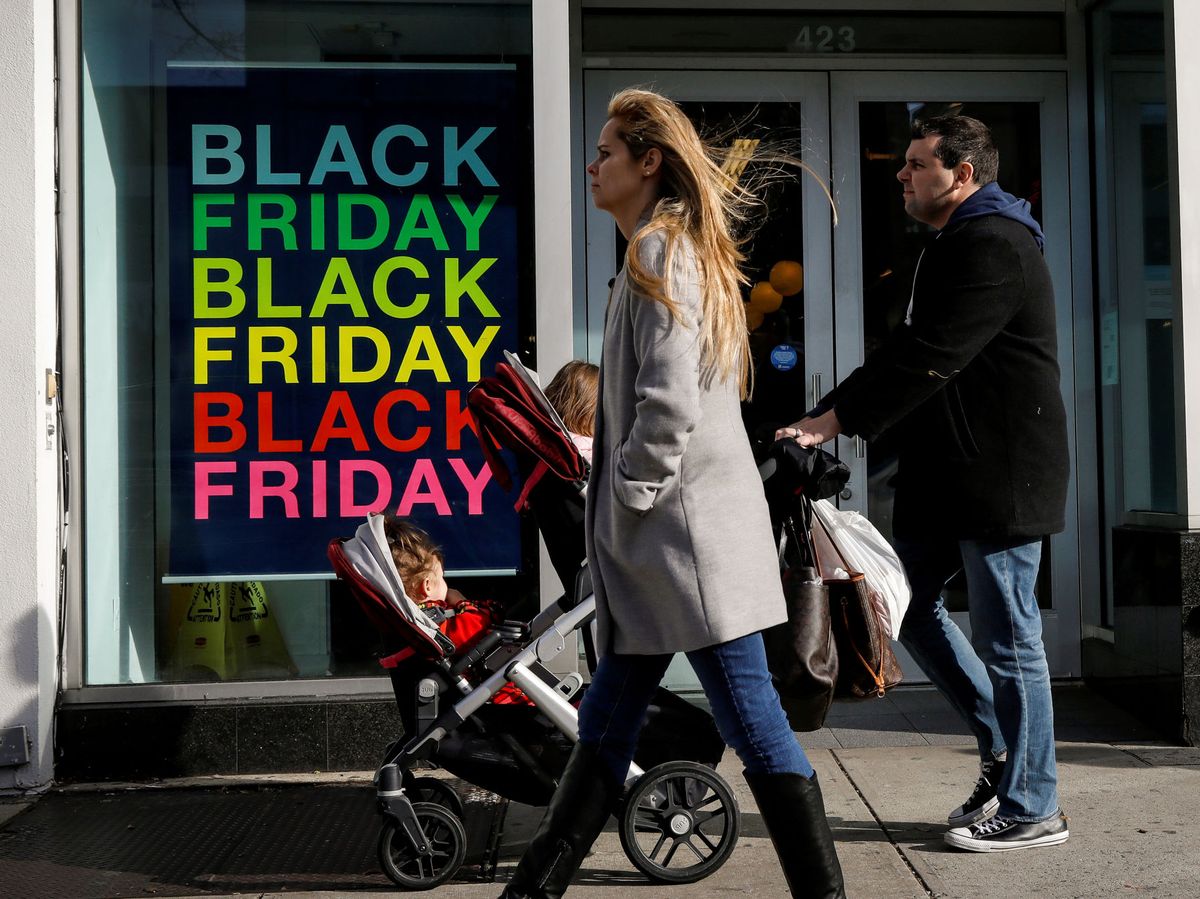 Foto: Esto es todo lo que tienes que saber sobre el Black Friday de este año. (Reuters)