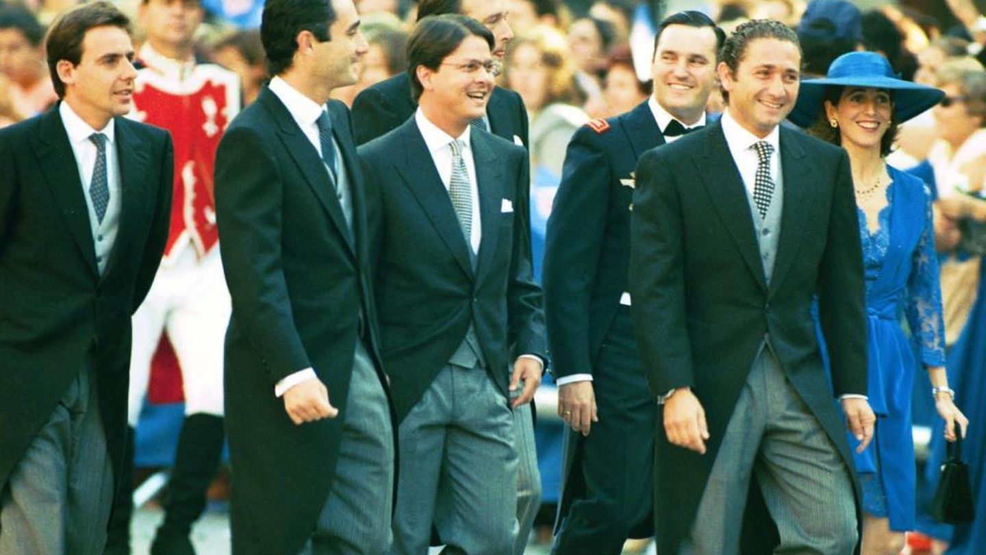 Javier López Madrid (izq), entre los amigos del Rey en la boda de la infanta Cristina (Gtres)