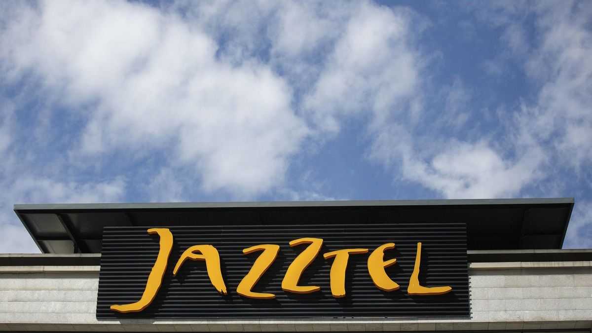 Jazztel, denunciada por subir tarifas de forma abusiva sin respetar permanencias