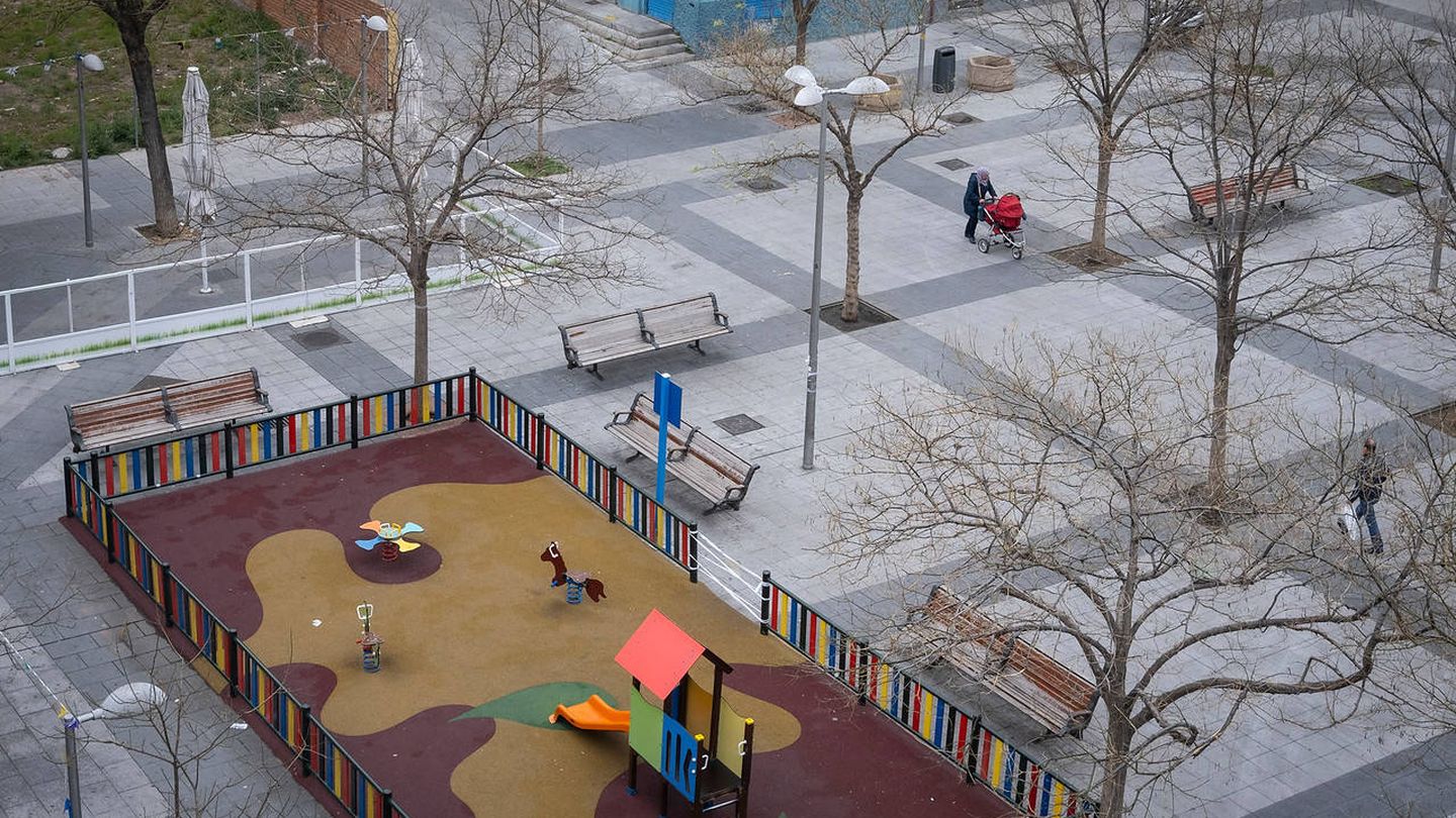 Un parque infantil desierto durante el estado de alarma. (Save the Children)