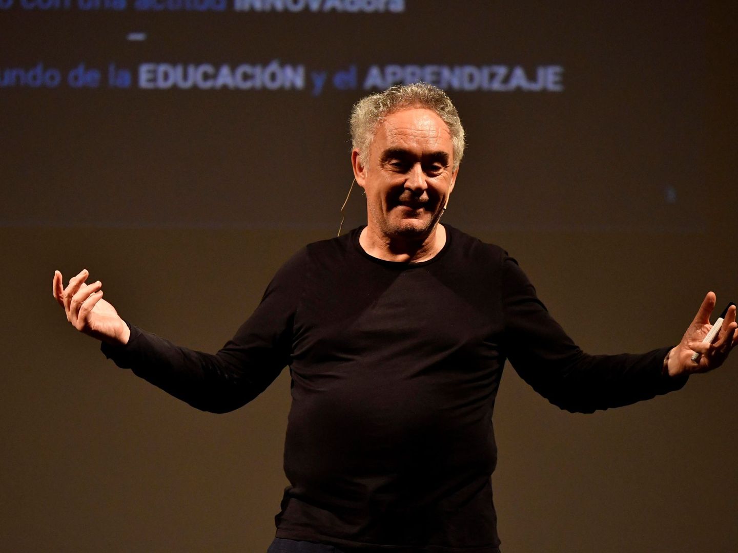 Ferran Adrià, en una de sus múltiples conferencias magistrales tras el cierre de El Bulli. (EFE)