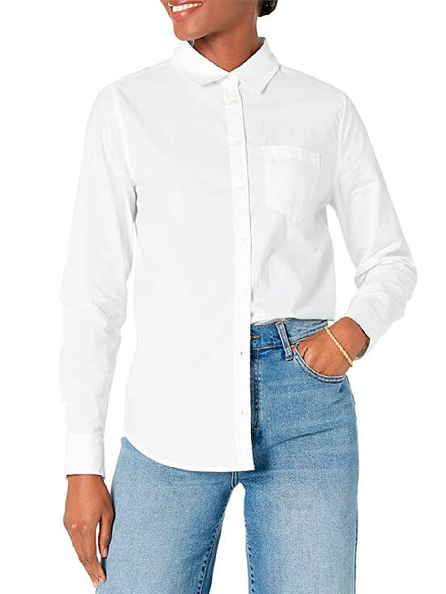 camisa blanca, un 'must' de cualquier armario: 7 modelos para llevar este 2022