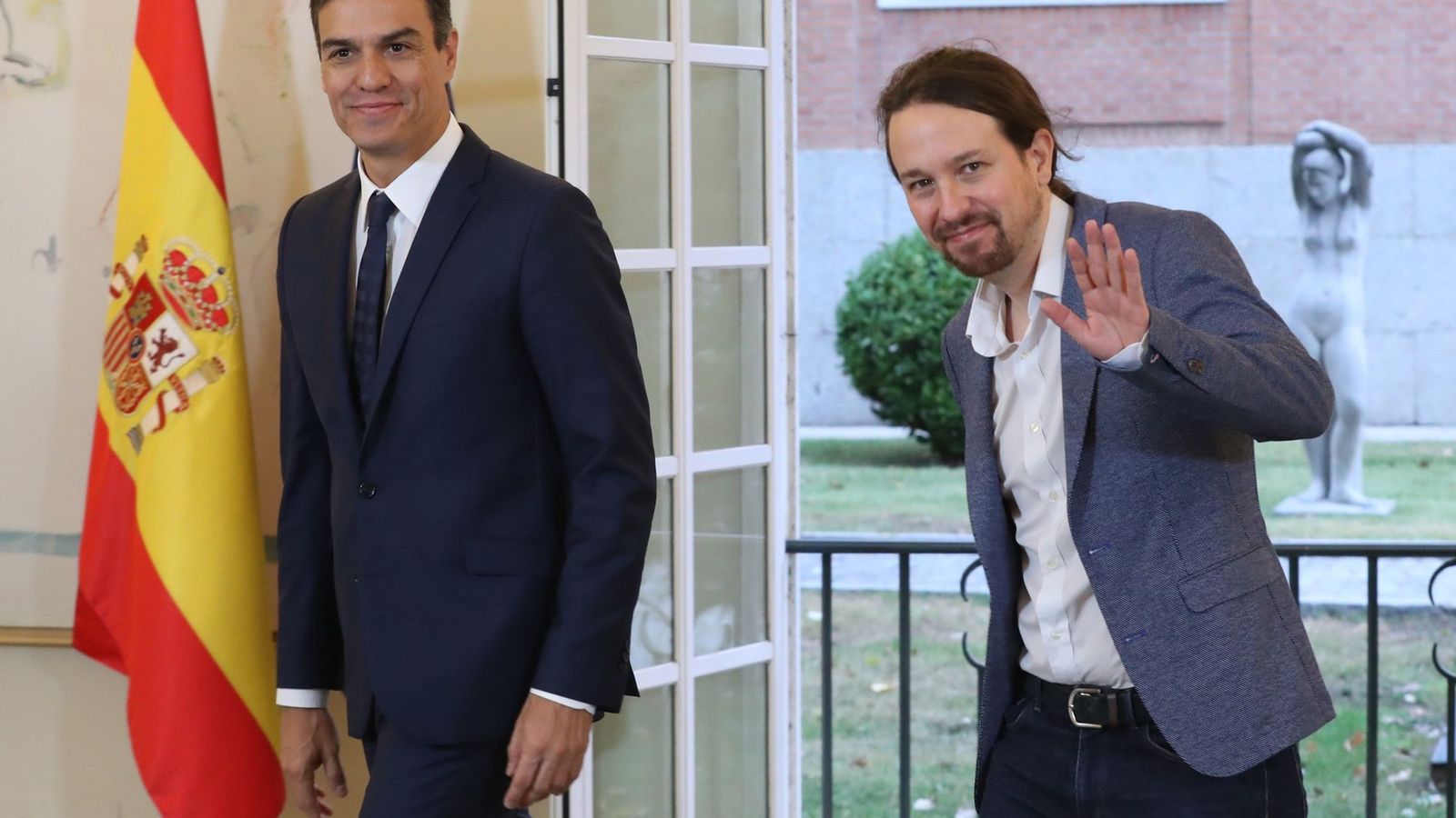 Foto: Pedro Sánchez y Pablo Iglesias, el pasado 11 de octubre, cuando firmaron su pacto presupuestario en La Moncloa. (EFE)