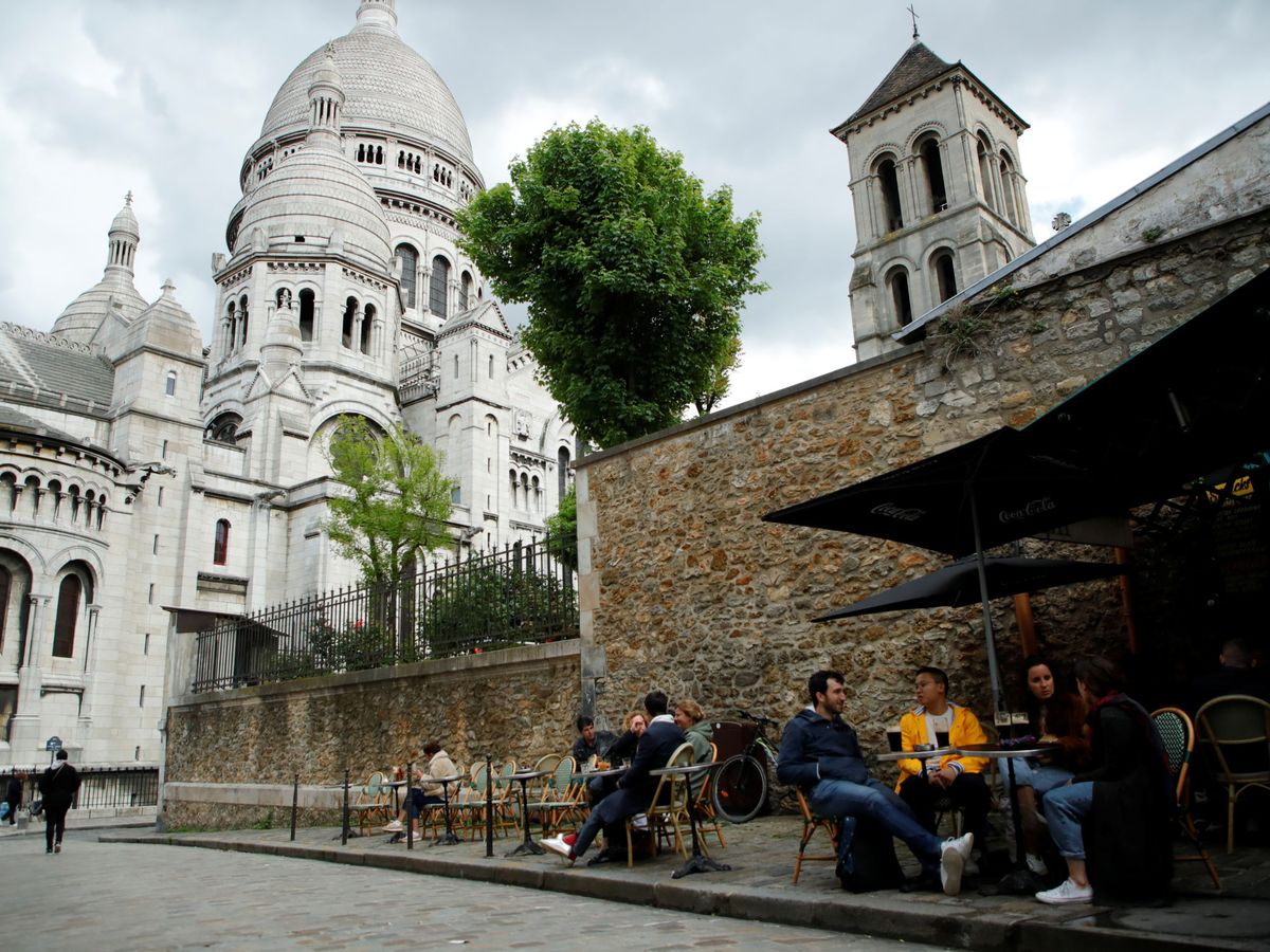 Foto: Terraza en Montmartre en París. (Reuters)