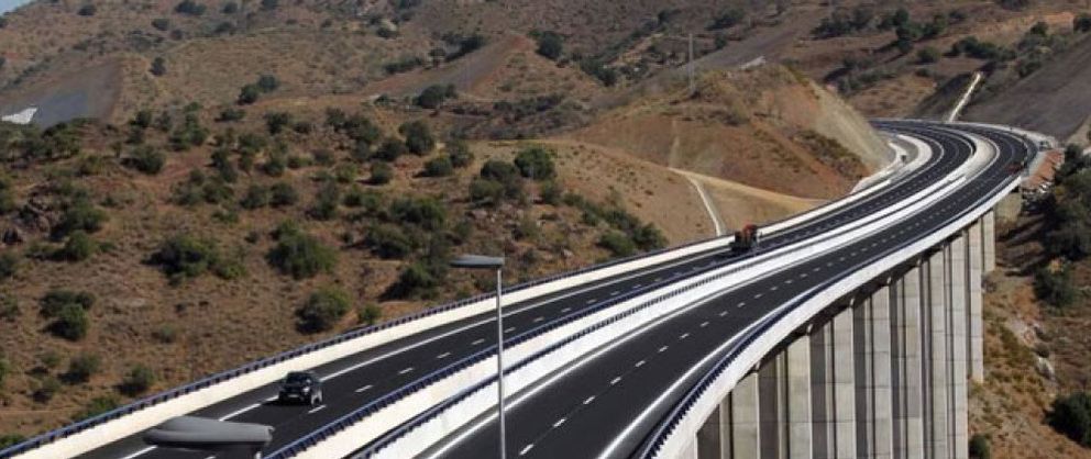 Foto: Sacyr baja un 40% el precio del peaje de la autopista más 'joven' del país