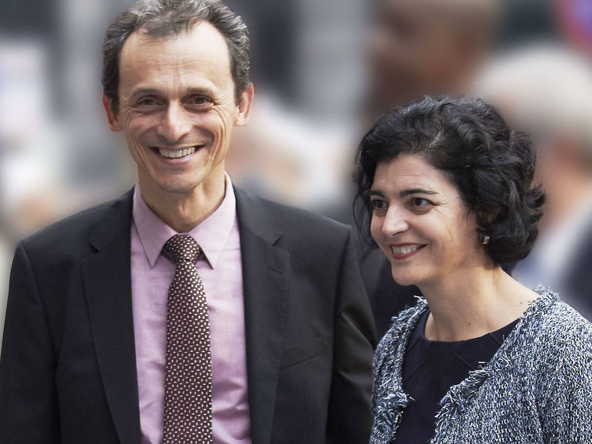 Foto: El ministro Pedro Duque y la embajadora Consuelo Femenía, su esposa. (Getty)