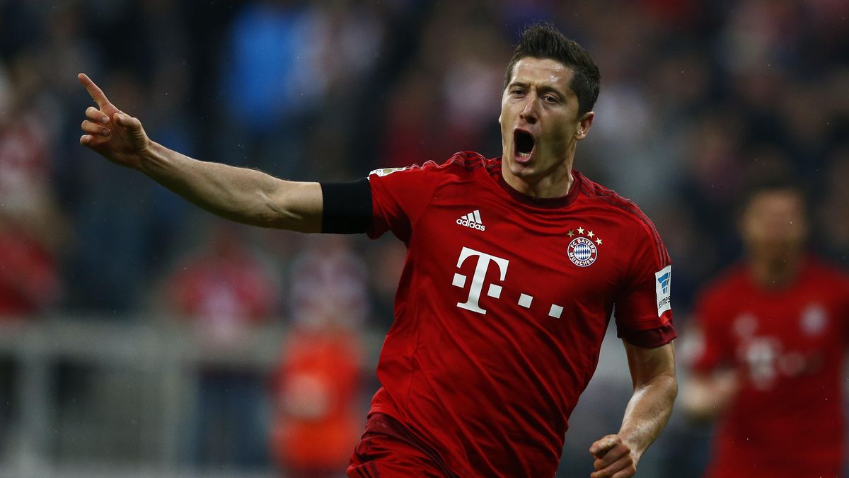 Brutal Lewandowski: cinco goles en nueve minutos en la victoria del Bayern