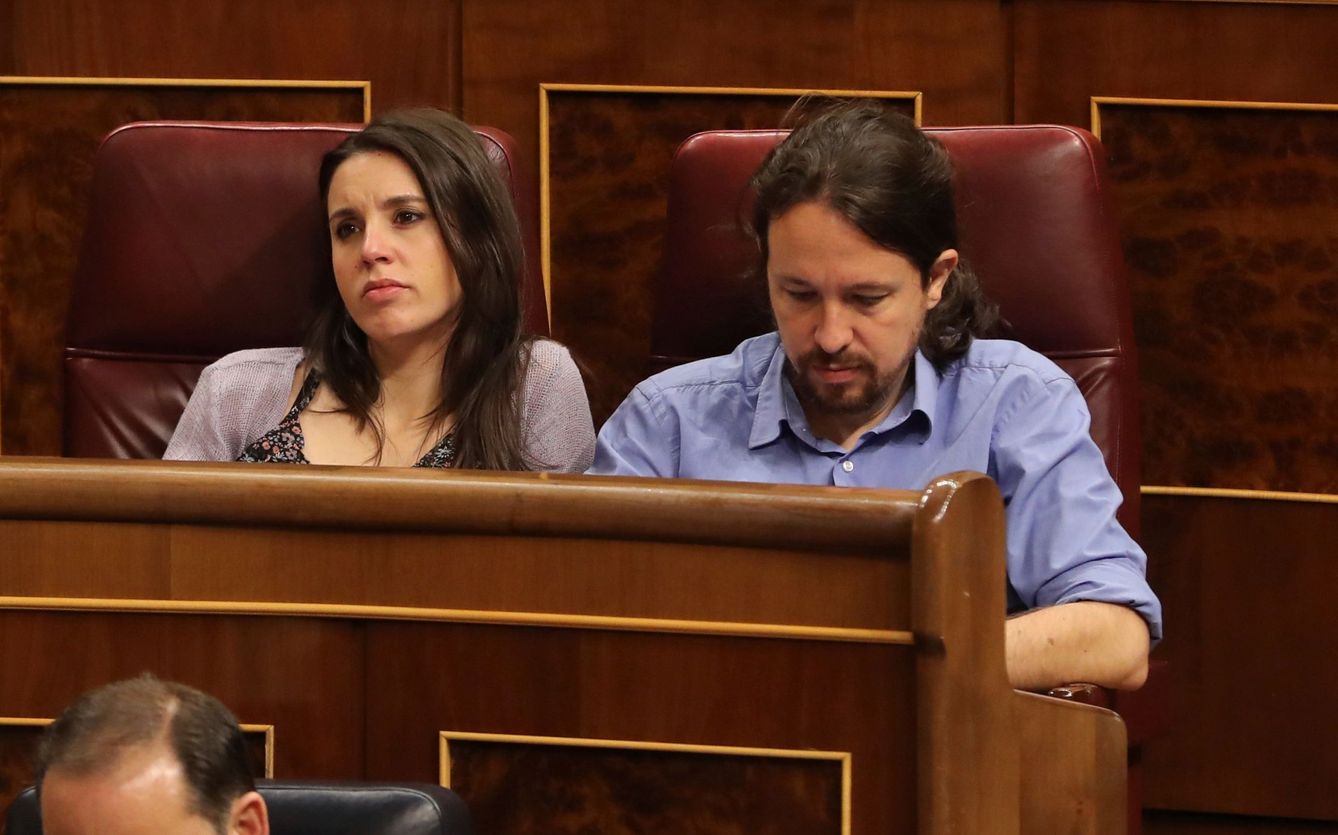 Irene Montero y Pablo Iglesias en el Congreso de los Diputados. (EFE)