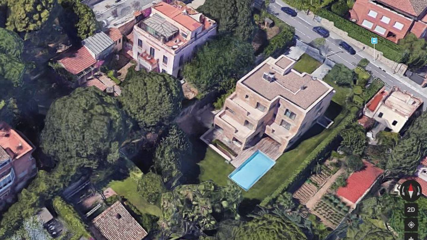 Vista aérea de la casa en venta por 10 millones en Barcelona. (Google)