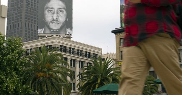 Foto: El anuncio de Colin Kaepernick en San Fransico. (EFE)