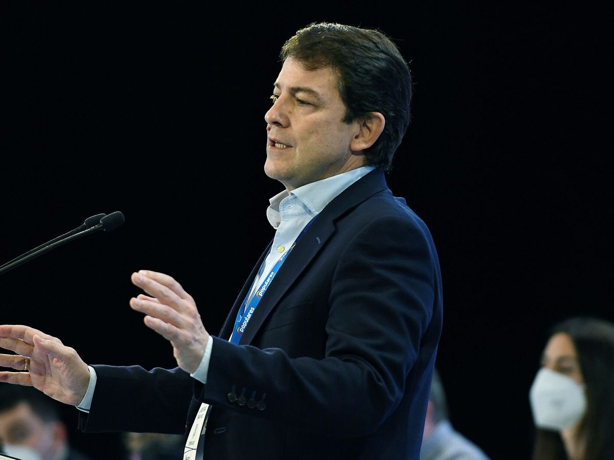 Foto: El presidente de la Junta de Castilla y León y candidato a la reelección, Alfonso Fernández Mañueco. (EFE/J.Casares)