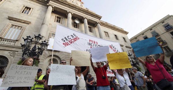 Foto: Manifestación contra la inseguridad en el centro de Barcelona. (EFE)