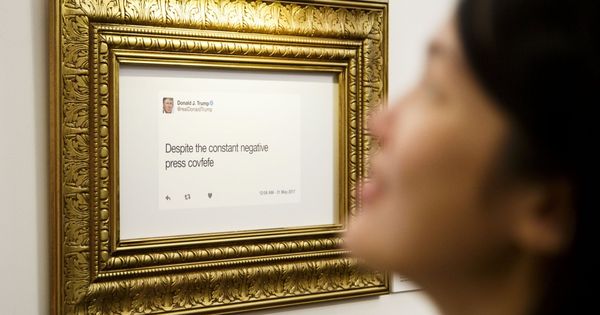 Foto: Inauguran una exposición con los tuits de Donald Trump (Justin Lane / EFE)