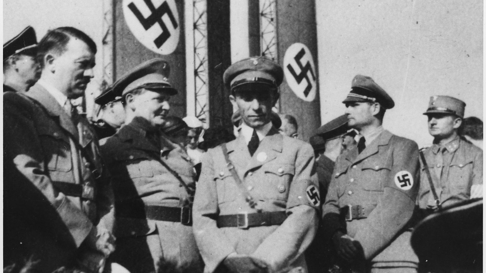 Foto: Jerarquía nazi: Hitler, Goering, Goebbels y Hess, de izquierda a derecha (CC)
