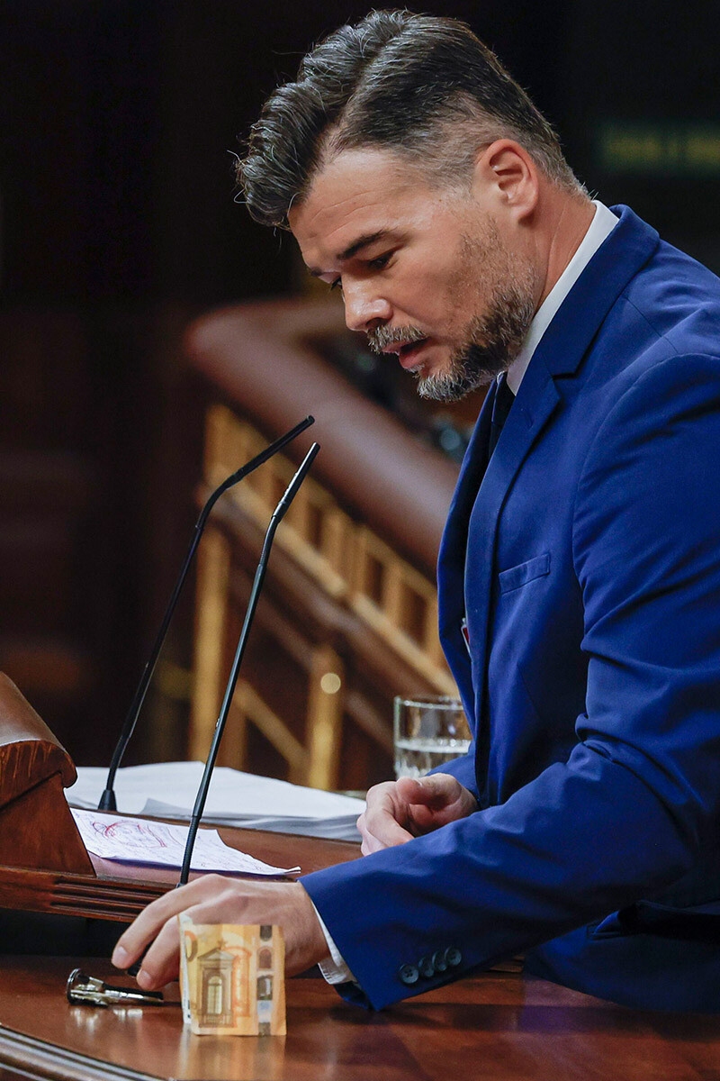 Foto de Colau invita a Rufián al Frente Amplio en medio de la pugna por la lista de la coalición en Madrid