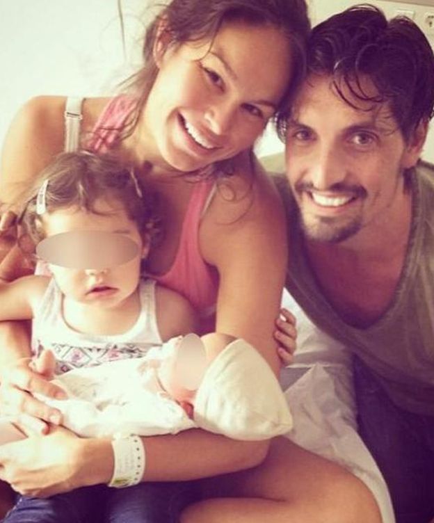 Foto: Mireia con Felipe y sus dos hijos (Instagram)
