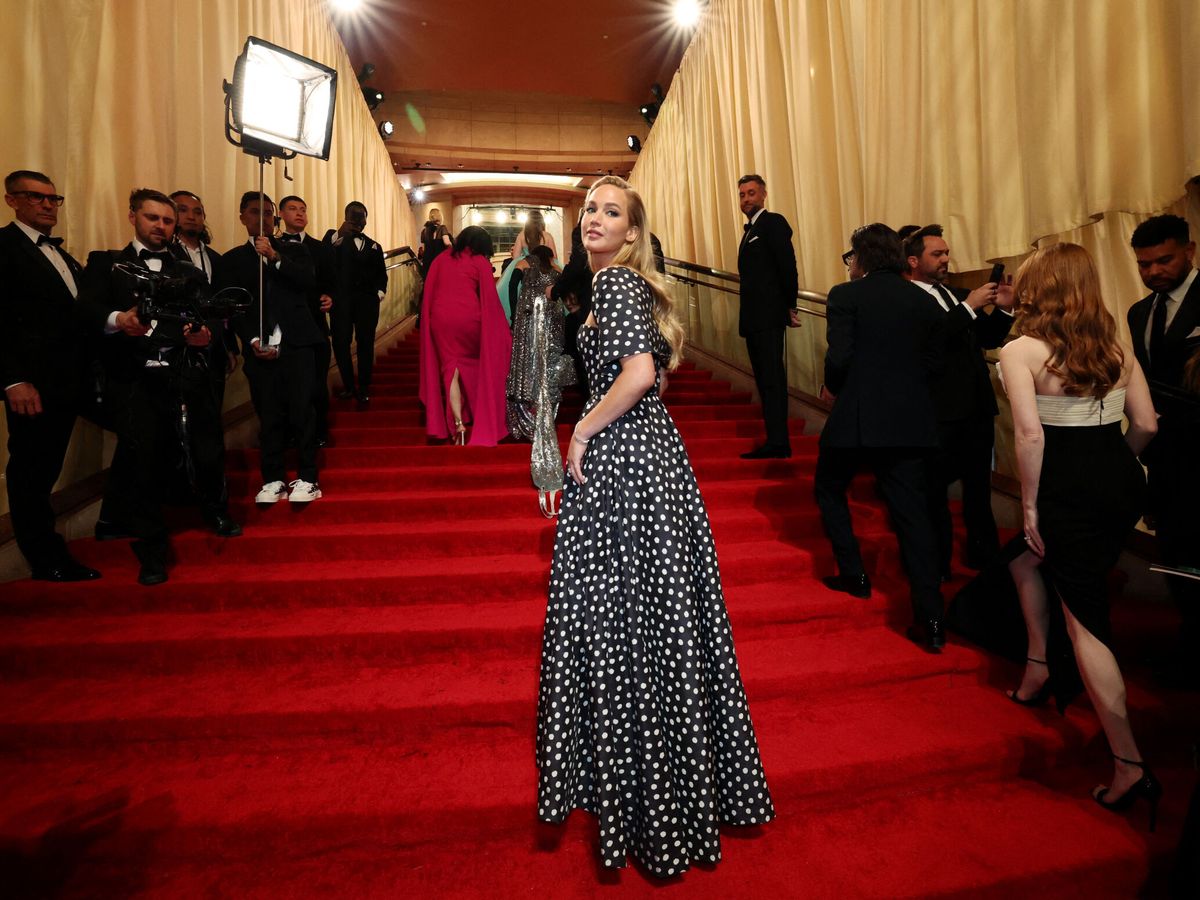 Foto: Jennifer Lawrence, a su llegada a los Premios Oscar 2024. (Getty/Emma McIntyre)