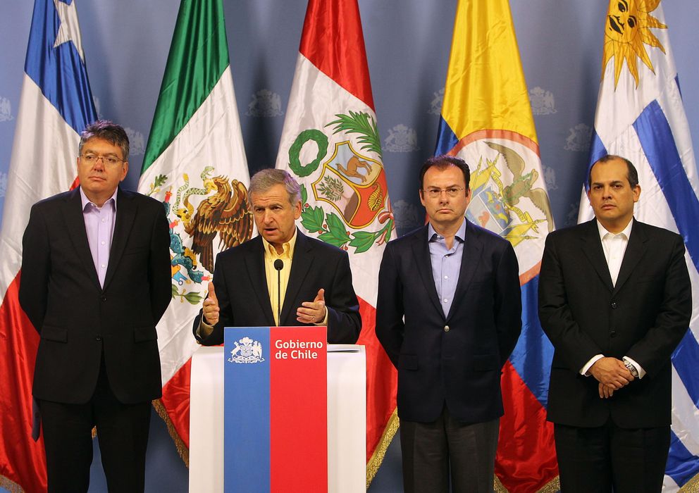 Foto: Los ministros de economía de Colombia, Mauricio Cárdenas; Chile, Felipe Larraín; México, Luis Videgaray; y Perú, Luis Miguel Castilla