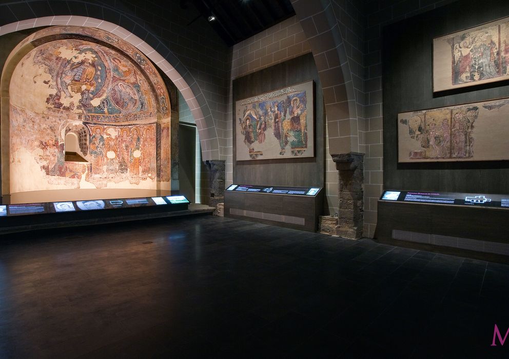 Foto: Sala dedicada a la pintura mural románica en el Museo Diocesano de Jaca