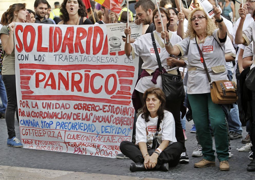 Foto: Trabajadores de Panrico protestan para pedir la retirada del ERE (EFE).