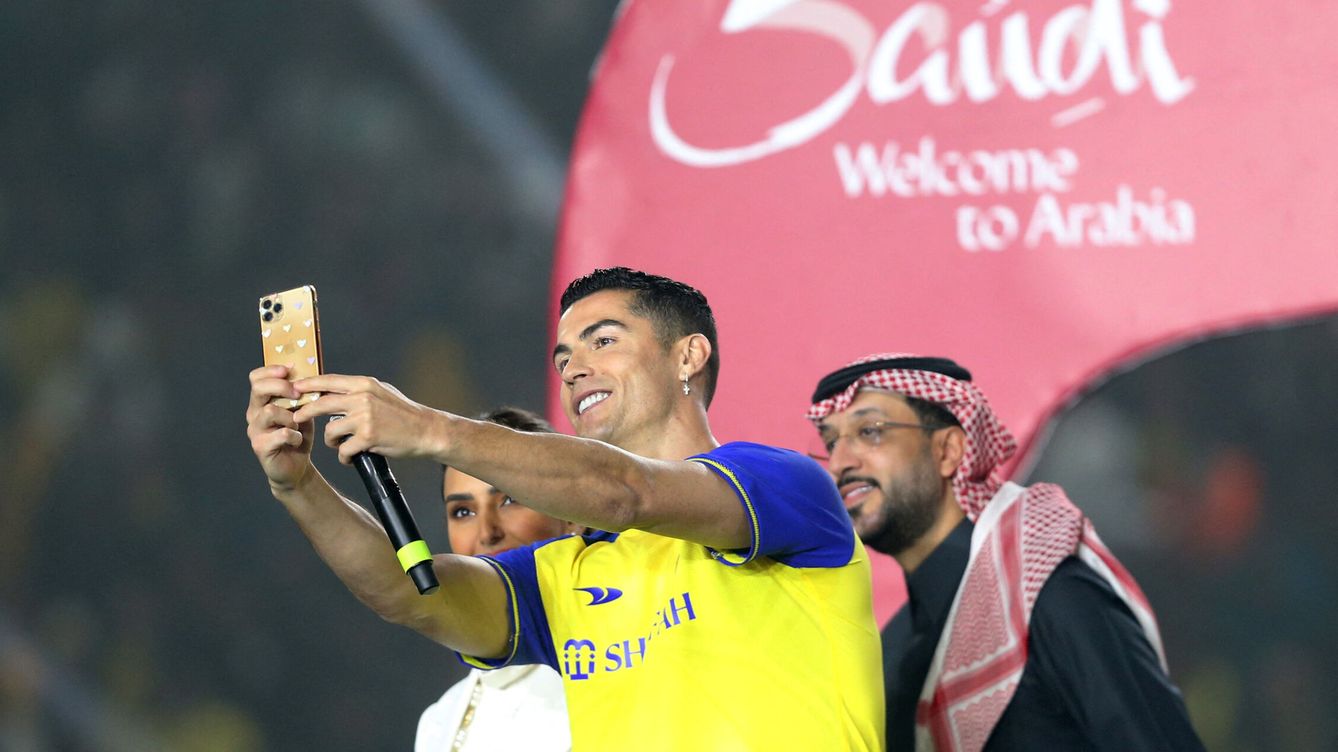 Foto: Ronaldo, en su nuevo club. (Reuters/Ahmed Yosri)