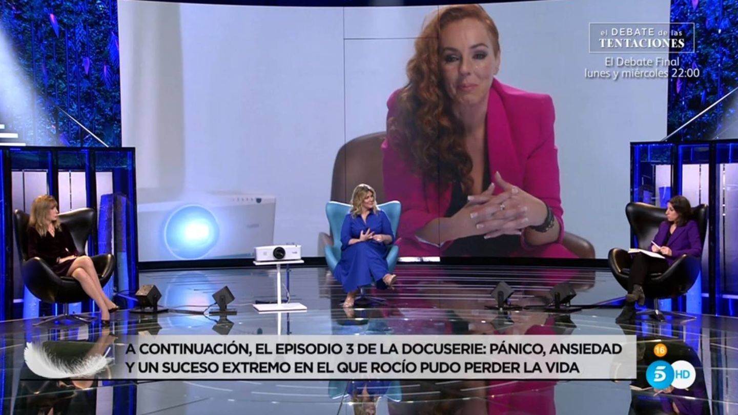 Carlota Corredera presentando el documental de Rocío Carrasco. (Telecinco).