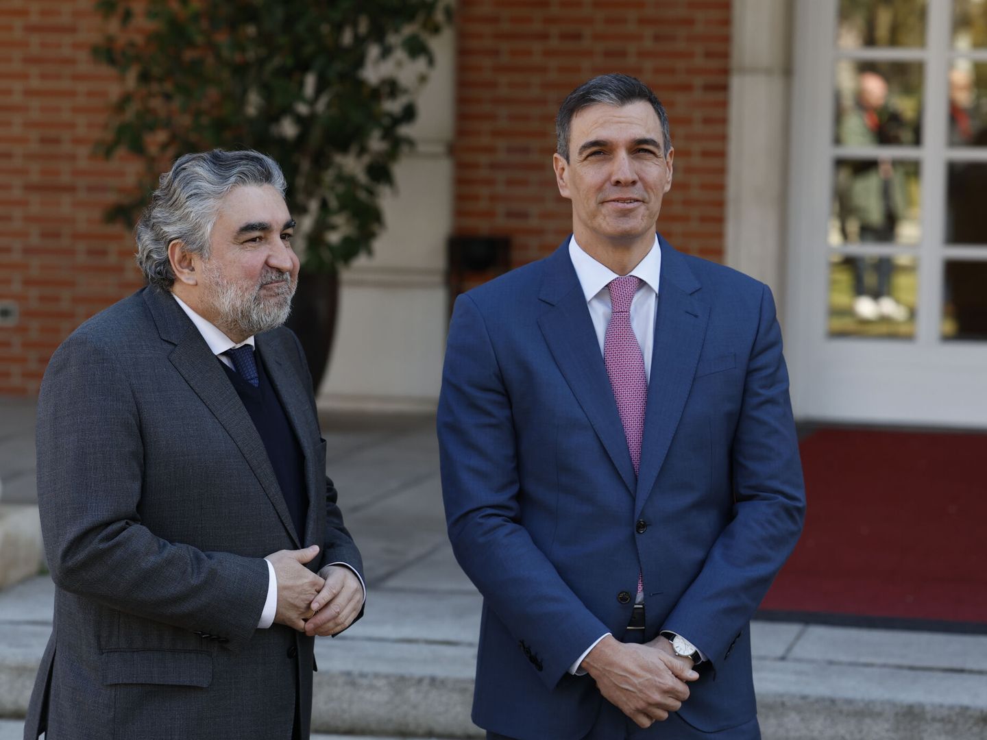 El presidente del CSD, José Manuel Rodríguez Uribes, y el del Gobierno, Pedro Sánchez. (EFE/Javier Lizón) 
