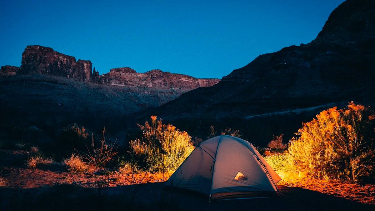 ¿Quieres hacer acampada libre durante las vacaciones? Mucho cuidado con las multas 