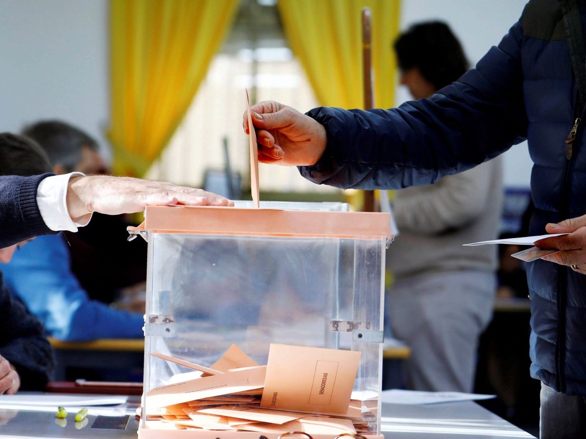 Foto: urna en elecciones generales (EFE)