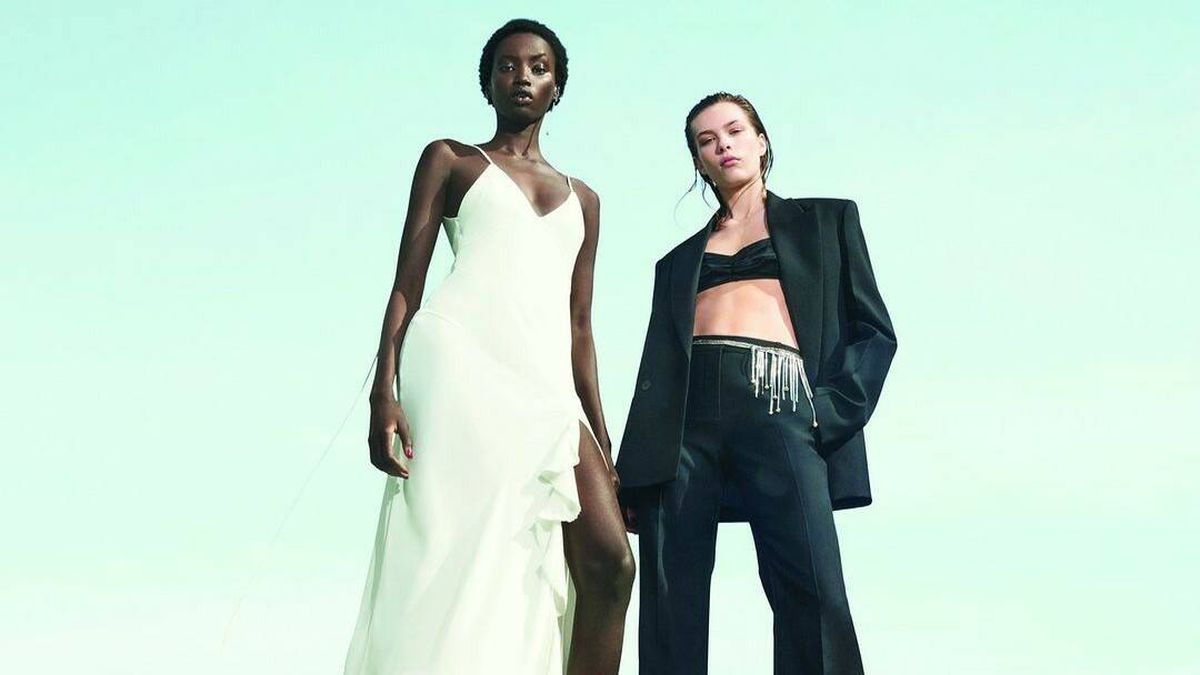 Victoria Beckham para Mango promete revolucionar tu vestidor (y agotar stock) con estas prendas