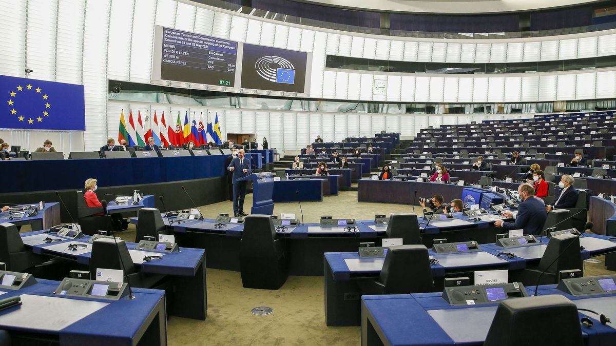 La Eurocámara insta a despenalizar el aborto en la UE y considerarlo derecho humano