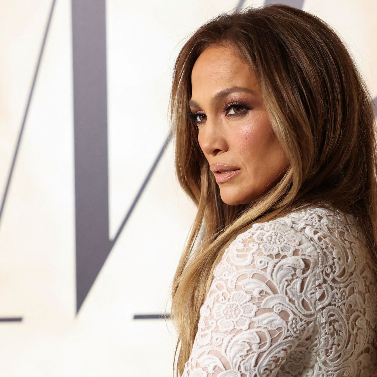 Jennifer Lopez, cronología de su vida: de su humilde infancia al éxito en  el amor y los negocios