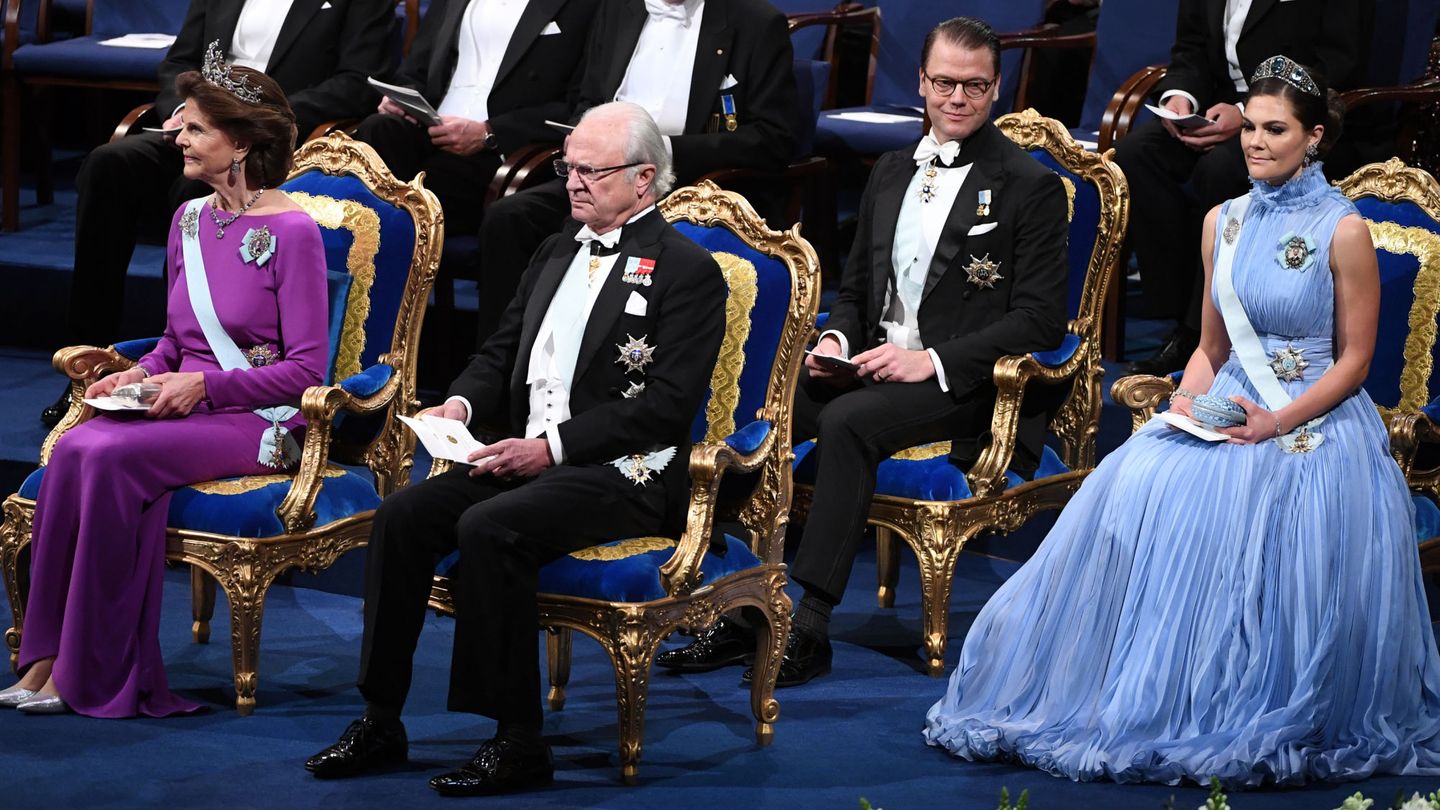 La familia real en los Nobel. (Reuters)